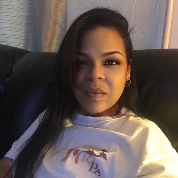 Meet your Posher, Jade - Picture 4 of 4